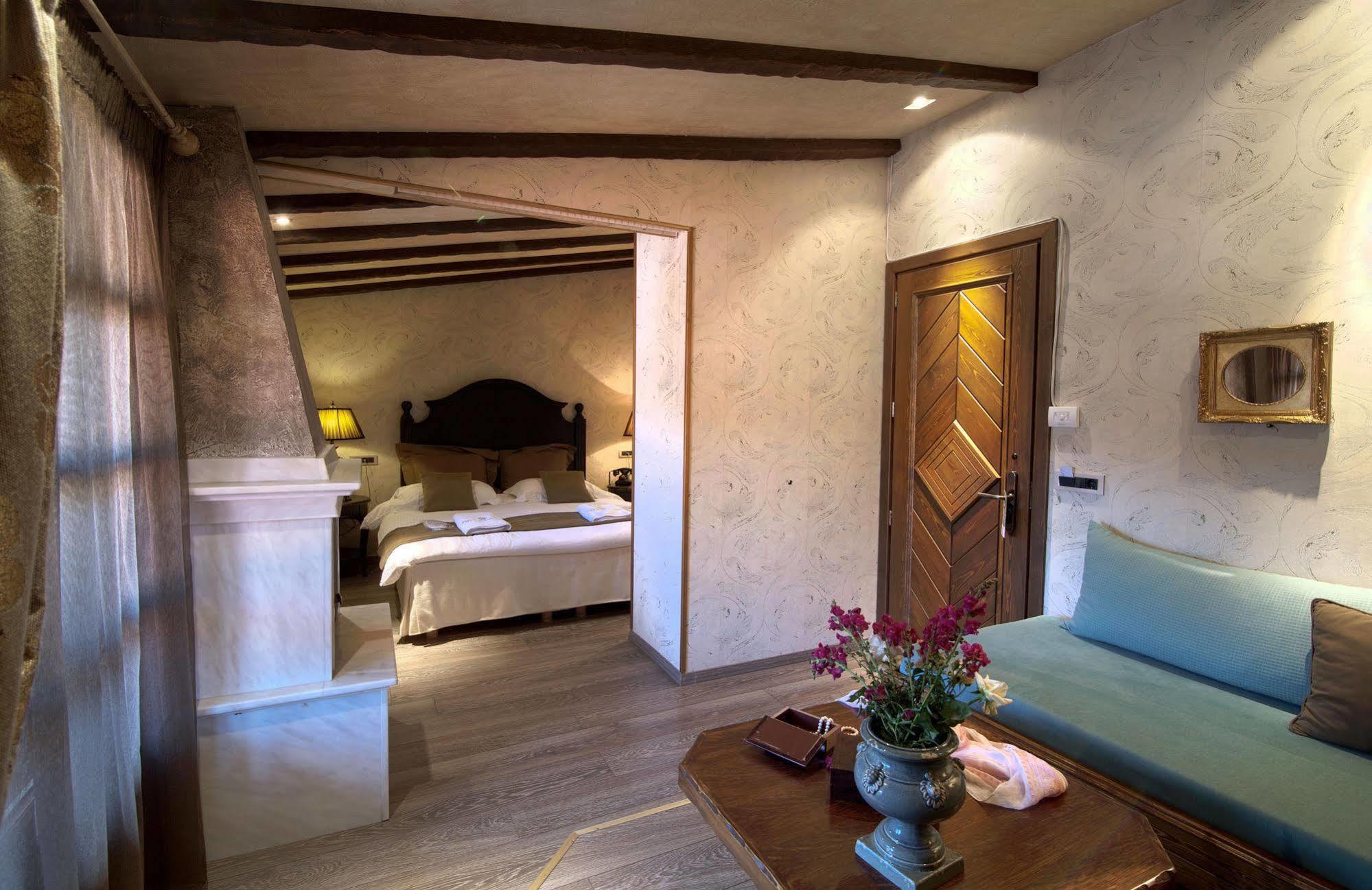 Aroma Dryos Spa & Eco Hotel Metsovo Exteriör bild
